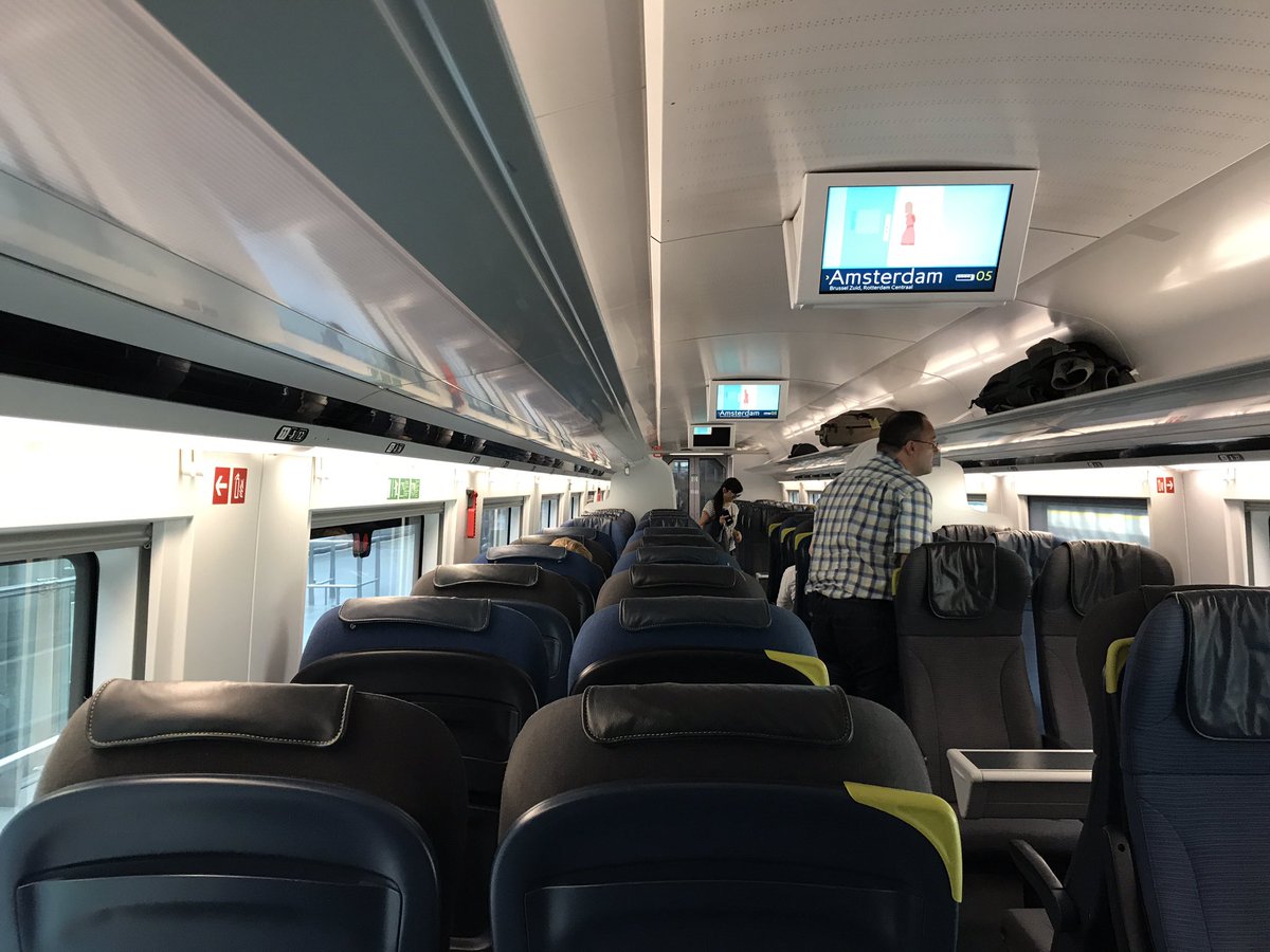 chriswotton's tweet photo. Homeward bound! Positioned myself just perfectly to be the first to board @Eurostar service #ES9150 on my way back to #Rotterdam. No doubt I’ll see you again soon, #London! #uk #netherlands https://t.co/6Jpf2984FR