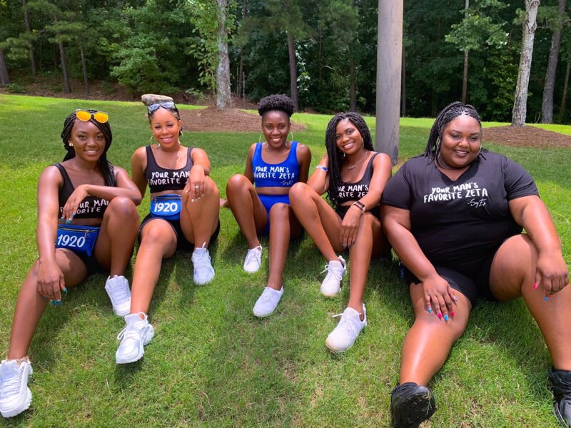 DesilusDesigns's tweet photo. Special thank you to @sigepzetas &amp; @midst1975 for their continuous support 💯🙏🏾 For any printing needs don’t hesitate to contact us! @atlgreekpicnic1
#DesilusDesigns #FBF #AGP2019 #AGP2K19 #SigEpZetas #MuIotaDeltas #SupportBlackBusiness  #ApparelPrinting #UCFZetas #UCFDeltas https://t.co/cyigiOKHwM
