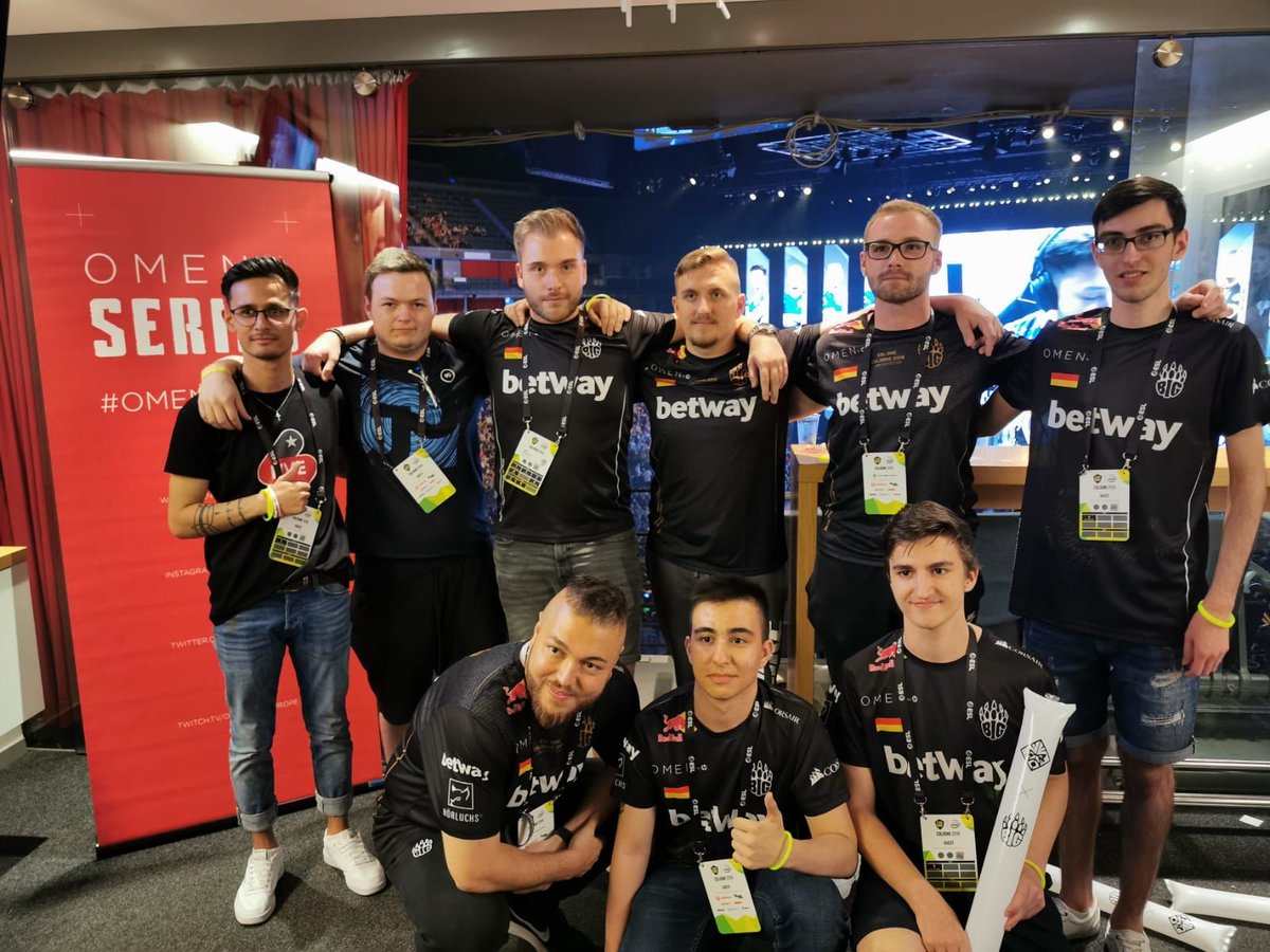 We would like to send special thanks to all of the incredible fans we've met at #ESLOne Cologne! Your support and kind words meant everything to us! ❤️ #GEMEINSAM 

📸 ESL