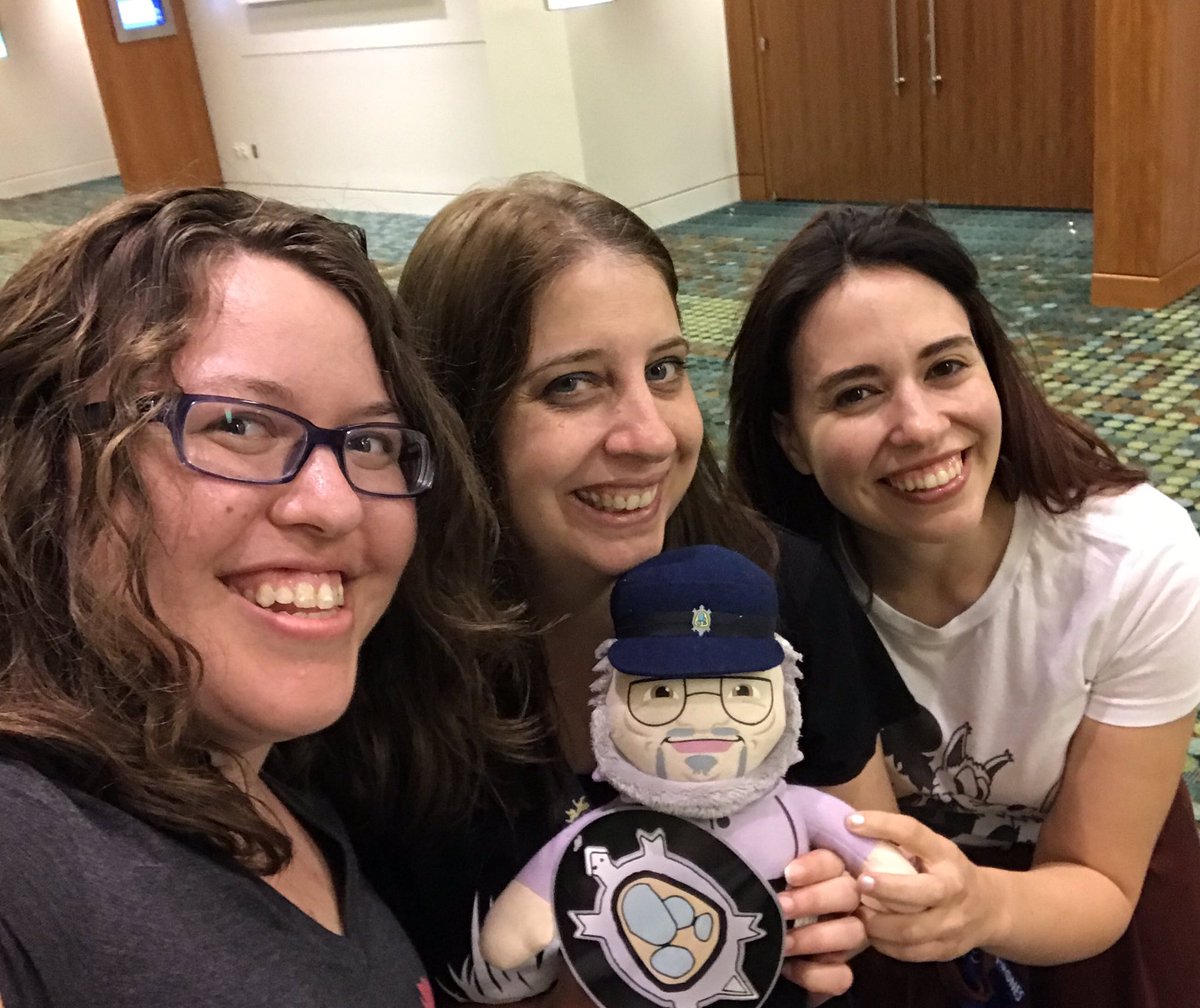 FireandLunch's tweet photo. Alright...we’ve got George. We’re holding him hostage until he writes the book. #conofthrones #GameofThrones #ASOIAF https://t.co/bKqAibrZAU