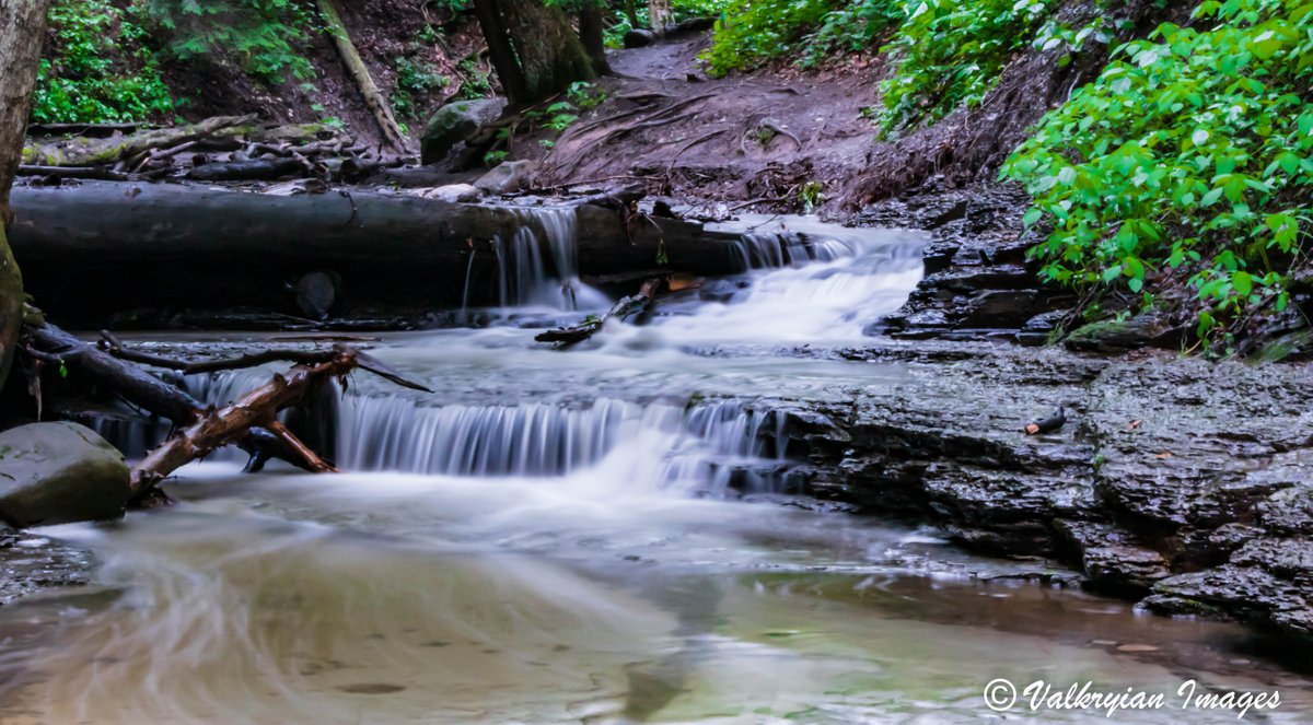 ValkyrianI's tweet photo. I've been playing with exposure to really capture the beauty of some of the places I visit. How do you guys think it turned out? #picoftheday #Beautiful #Nature #EternalFlame https://t.co/IhOgermlZV
