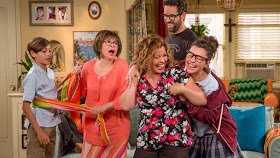 mvdocinema's tweet photo. One Day At A Time terá 4° temporada em 2020! Após ter sido cancelada pela Netflix, o resgate foi feito por um canal de tv, saiba mais:
https://t.co/2ISM68shOq
#odaat #odaatsaved #Netflix https://t.co/TY5OH9SuGm