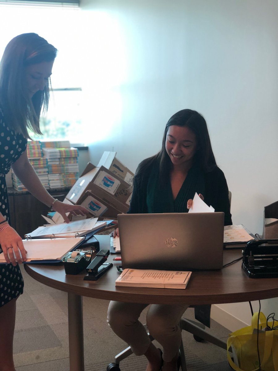 VB_SYEP's tweet photo. @vbgrowsmart is a wonderful organization that aims to improve the healthy development and school-readiness in young children. They have clearly expressed their appreciation for #VBSYEP19 youth worker, Isabella, and we can see why! #GrowSmart https://t.co/ttejPqCQzM