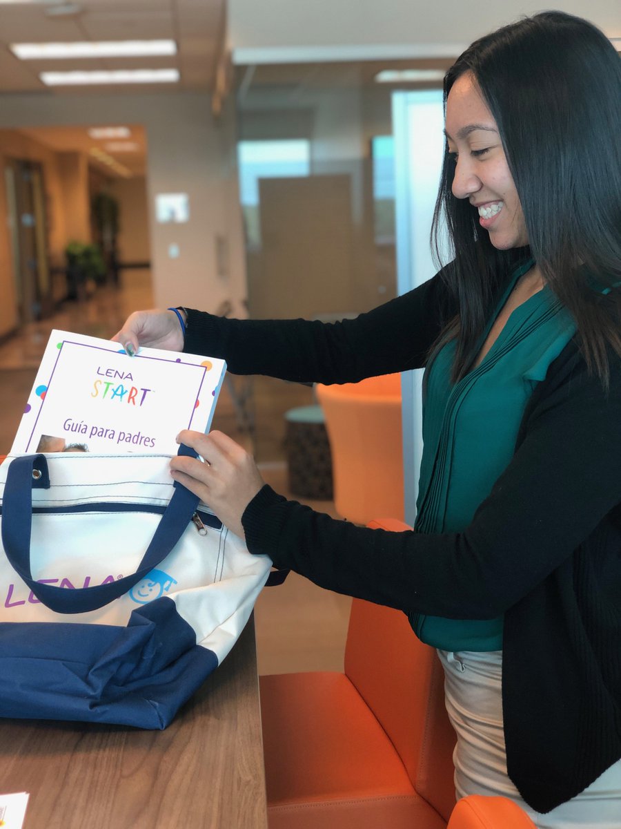 VB_SYEP's tweet photo. @vbgrowsmart is a wonderful organization that aims to improve the healthy development and school-readiness in young children. They have clearly expressed their appreciation for #VBSYEP19 youth worker, Isabella, and we can see why! #GrowSmart https://t.co/ttejPqCQzM
