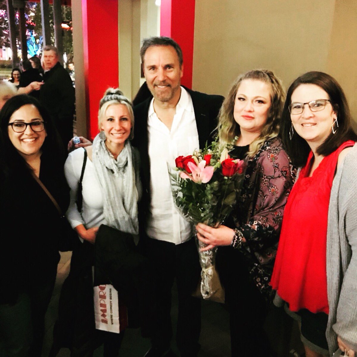 thelovemaster's tweet photo. Love comedy fans. Every wk gonna post pics. W/out you, Iโm your waiter. Next gig- @canyonconcerts SantaClarita July 26
#fridayfunny #fanfotofriday #thelovemaster #fridaynightout
#LaughterInfluencer
#LaughterMovement #LaughterHeals
#FunnyAF #PowerOfLaughter #StandupComedy https://t.co/LSr2kMR4ZU