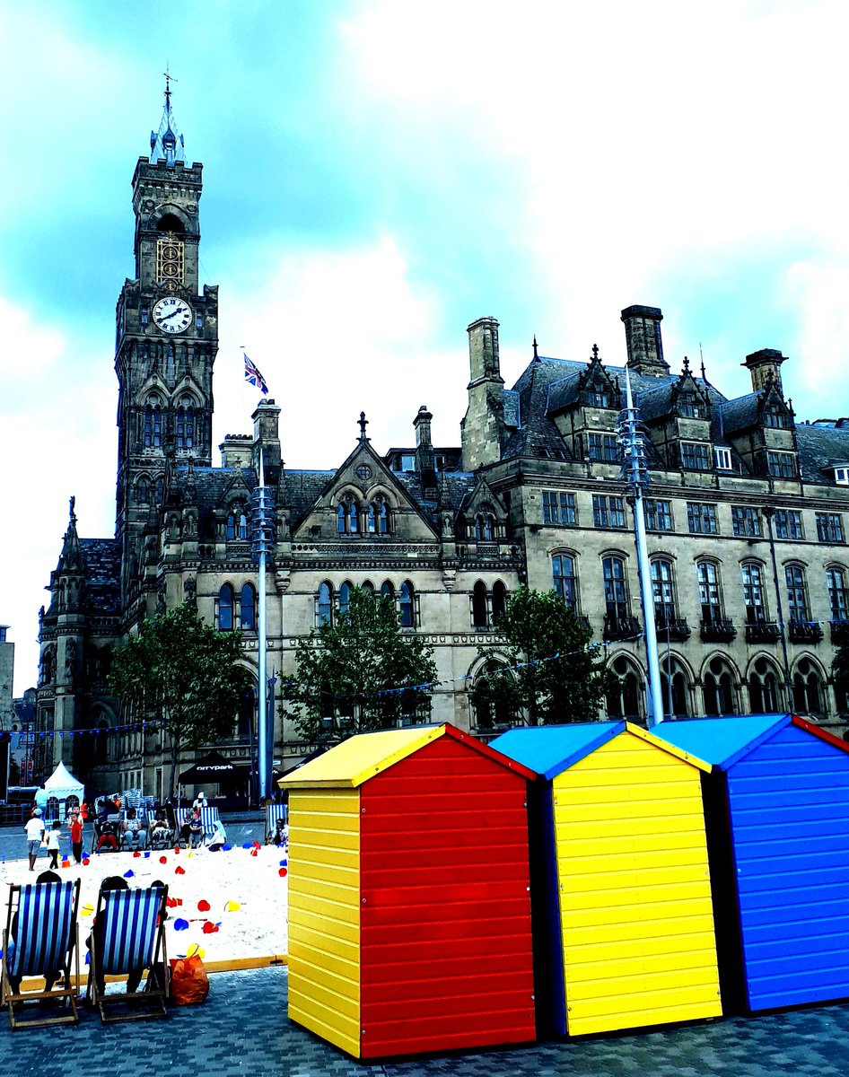 Bradford by the sea ! Centenary square has a temporary beach for the Summer complete with sounds of the seaside #travel #Bradford #Yorkshire #Bradfordfestival