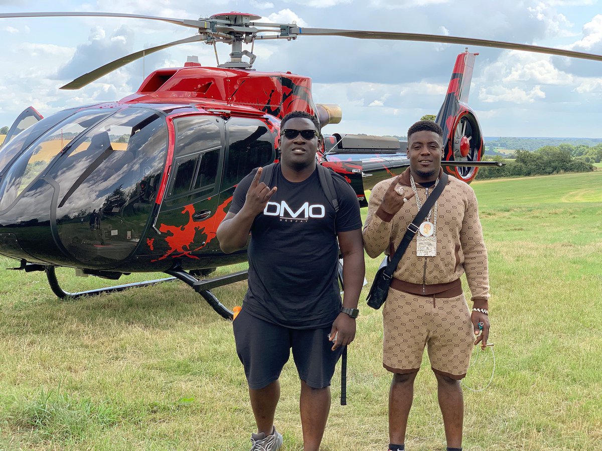 London to Glasgow to DJ at <a href="/TRNSMTfest/">TRNSMT Festival</a> with my bro <a href="/tweet_mist/">MIST SICKMADE KARLA</a> then straight <a href="/DistriktGlasgow/">Distrikt Nightclub</a> 🔥🔥