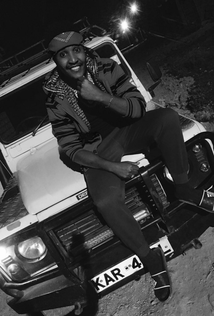 ian_smeezy's tweet photo. Si Goodnight 🌙 Naenda ivi nakam😁 Leo ni ile siku 😊
The video 🎥 to Ball Like A Boss drops soon 🔥🔥🔥
#Ball_Like_A_Boss #Ball_Hard #Bossy #Boss #Ball_Your_Way #Ball_different #Smart_gang #Turn_up_squad https://t.co/kKYCk2z5cZ