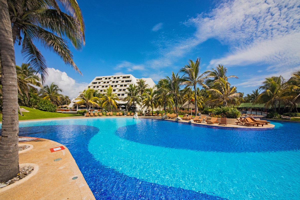 dejavoom's tweet image. Introducing our new home, the Grand Oasis 💎