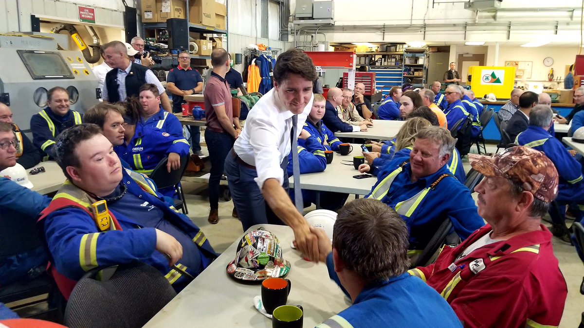 TransMtn's tweet photo. The Prime Minister visited #TransMountain’s #Edmonton Terminal today to chat with workers & highlight the importance of the Expansion Project. #BuildTM #TMX #pipelines #yeg https://t.co/VMVGPkVy0B