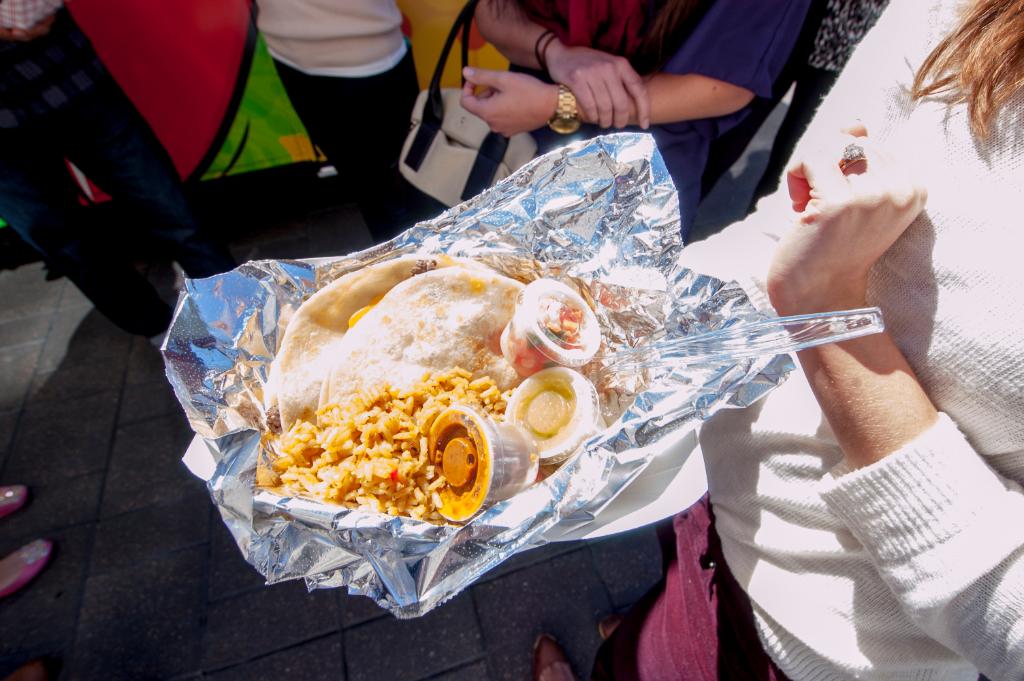 Life is too short not to regularly enjoy tacos. Join us at Kemah Boardwalk for tacos, quesadillas and burritos!