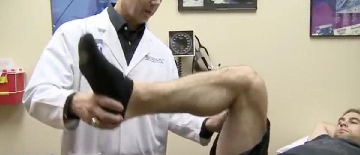 thekneedoc's tweet photo. In patients who have irritation of the #bursa around the #knee with #PatellofemoralPain it is important to determine the amount of relative #hamstringtightness.
To assess this, we determine the “hamstring-popliteal angle” https://t.co/7jCL5Fe2Qd https://t.co/t13joxkdlK