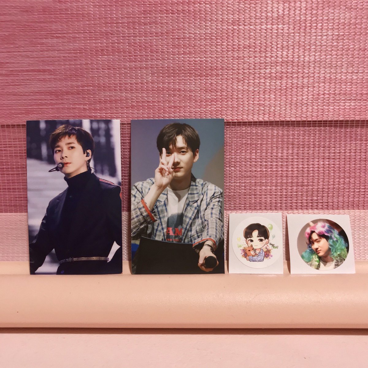 Tikimia17's tweet photo. 🇹🇭 NU’EST Segno in BKK 🇹🇭

🐶 200 sets of Aron day Cupsleeve, PCs &amp; stickers from @0521ARONDAY 
(Helping to giveaway)

📆:  20th &amp; 21st July
⏰: After 12pm (TBC on that day)
🎫: Show Concert Tix

Qty: 100 sets / day

#뉴이스트 #NUEST #ARON
#SegnoInBKK #NuestSegnoInBKK #NUESTinBKK https://t.co/wGLt2OX2Xw