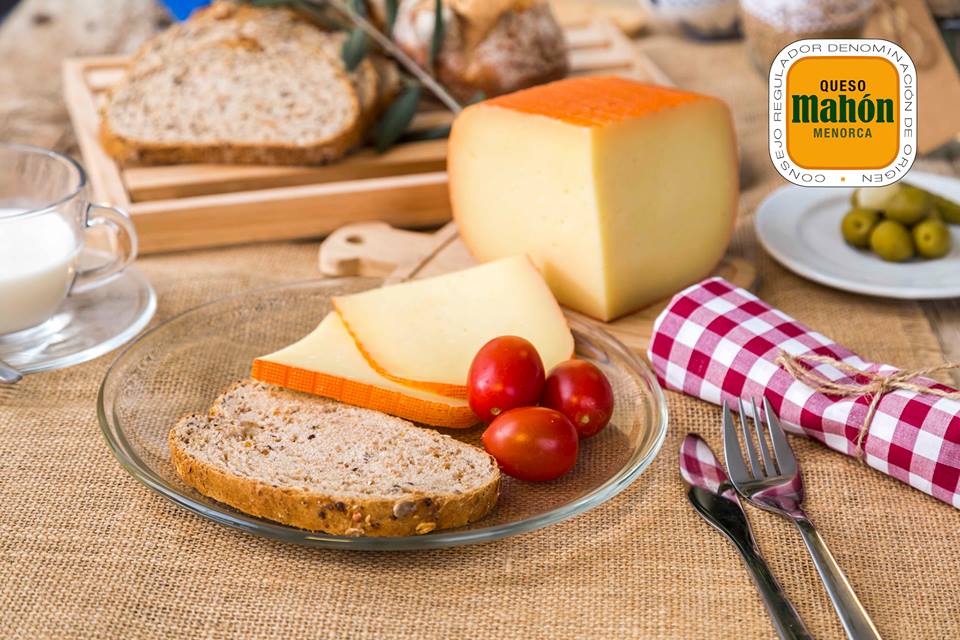 Mahon-Menorca Cheese tweet media
