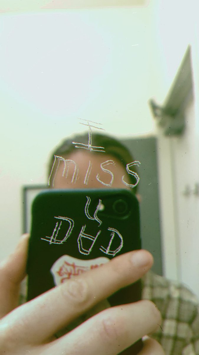 heyglorydaze's tweet photo. a whole entire vibe. https://t.co/iiTM2vUoIY