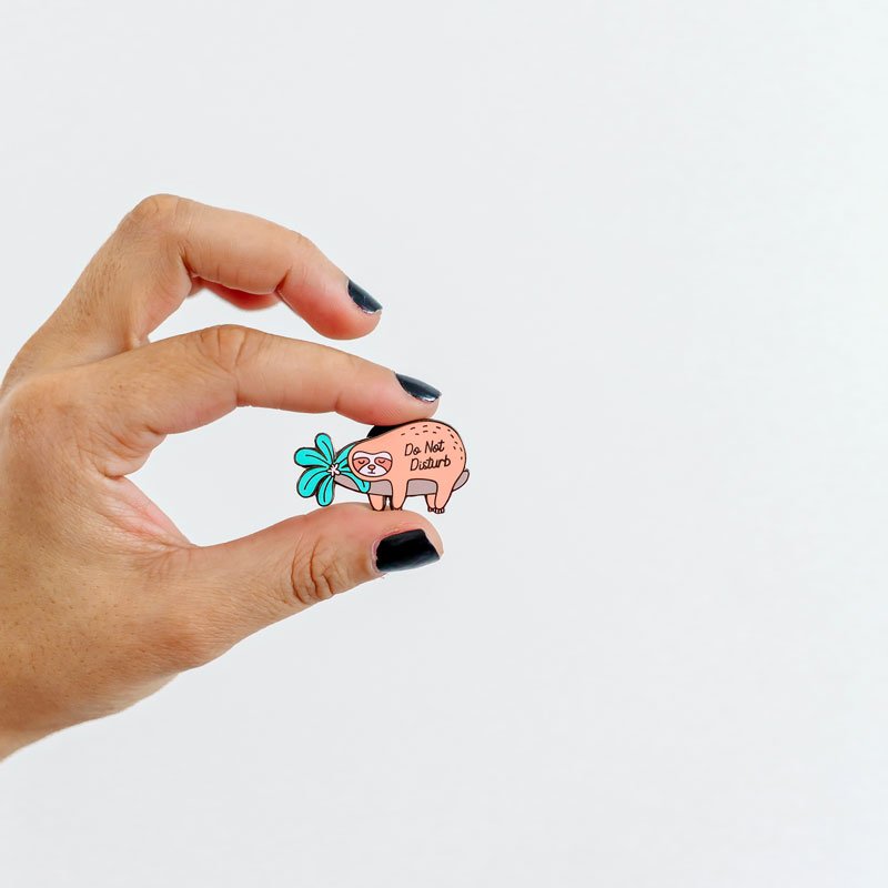 PinFactory's tweet photo. It's the weekend, you know the drill 😴
📷 @PunkyPins
#enamelpins #pingame #lapelpin #custompins #merchandise #merch #custommerch #enamelpin #pingamestrong #pins #slothpin #etsyseller #indiebusiness #illustratorart https://t.co/f0QXXdxtHE