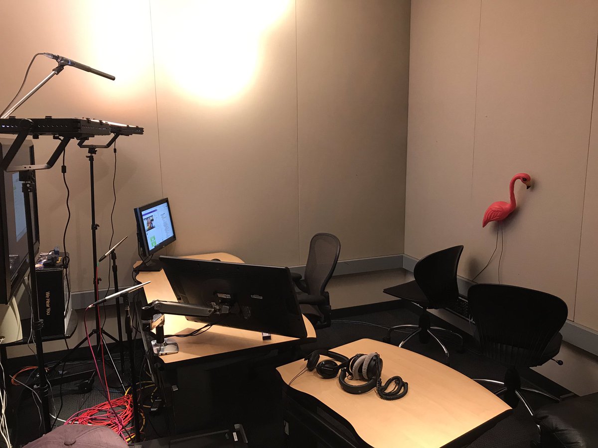 SimGuruFrost's tweet image. We are getting ready for #MaxisMonthly! See you in roughly 40mins!