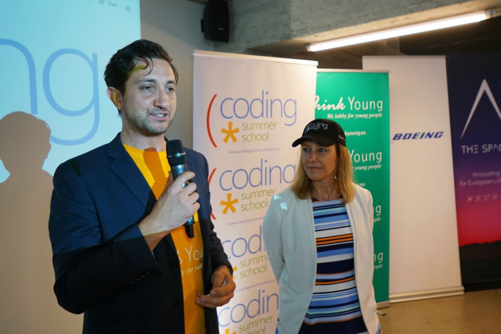 ThinkYoung tweet media