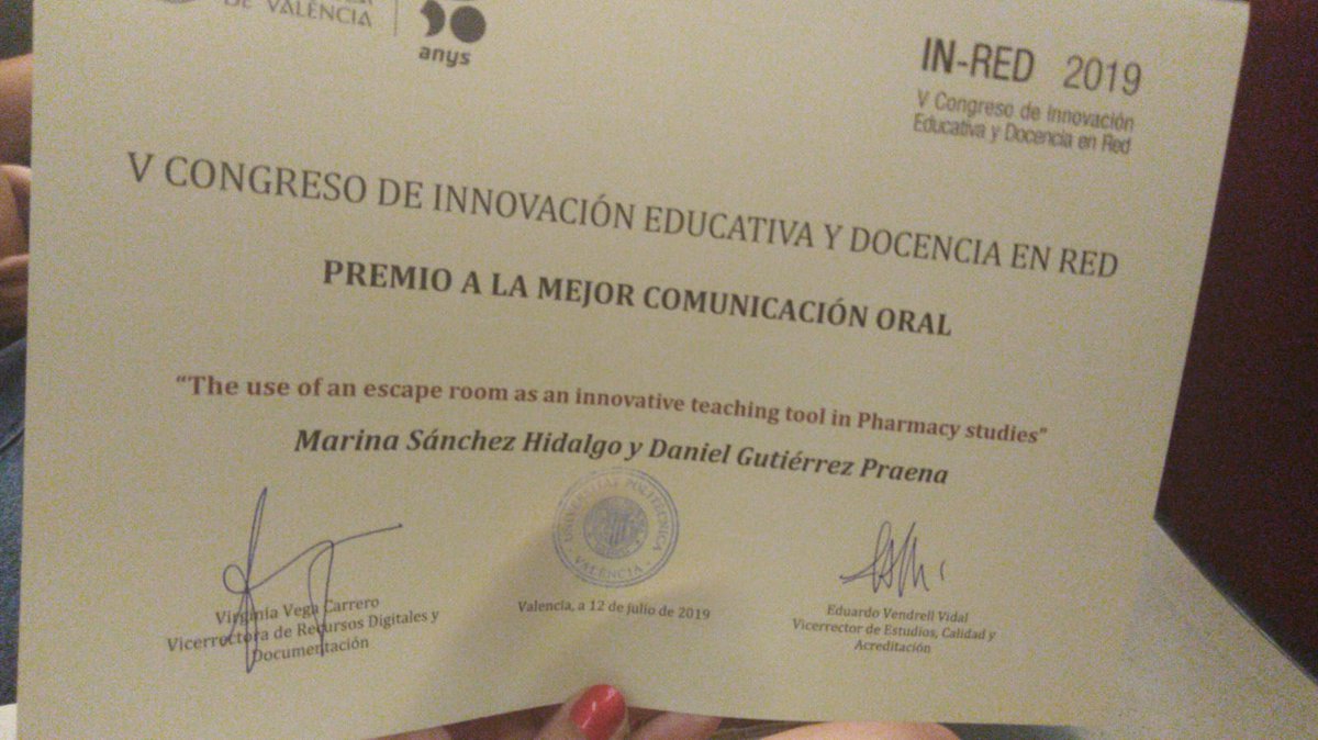 farma_us's tweet photo. Muchas gracias @InRedCongreso por este premio a mejor comunicación oral de parte de todo el equipo de #farmaescape Fe @fafarsevilla @unisevilla.  Sin duda todo un estímulo para seguir innovando y dando lo mejor de nosotros. Nos vemos el próximo año !!🤗❤️
#inred2019 https://t.co/ySbYqSKVBG