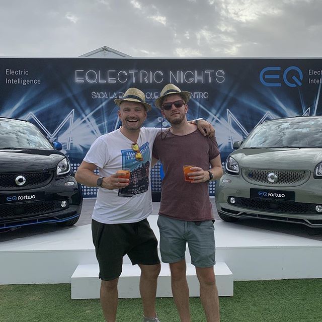 Alles voor een hoed 👌🏼🎩 #switchtoEQ <a href="/mbenzespana/">Mercedes-Benz España</a>