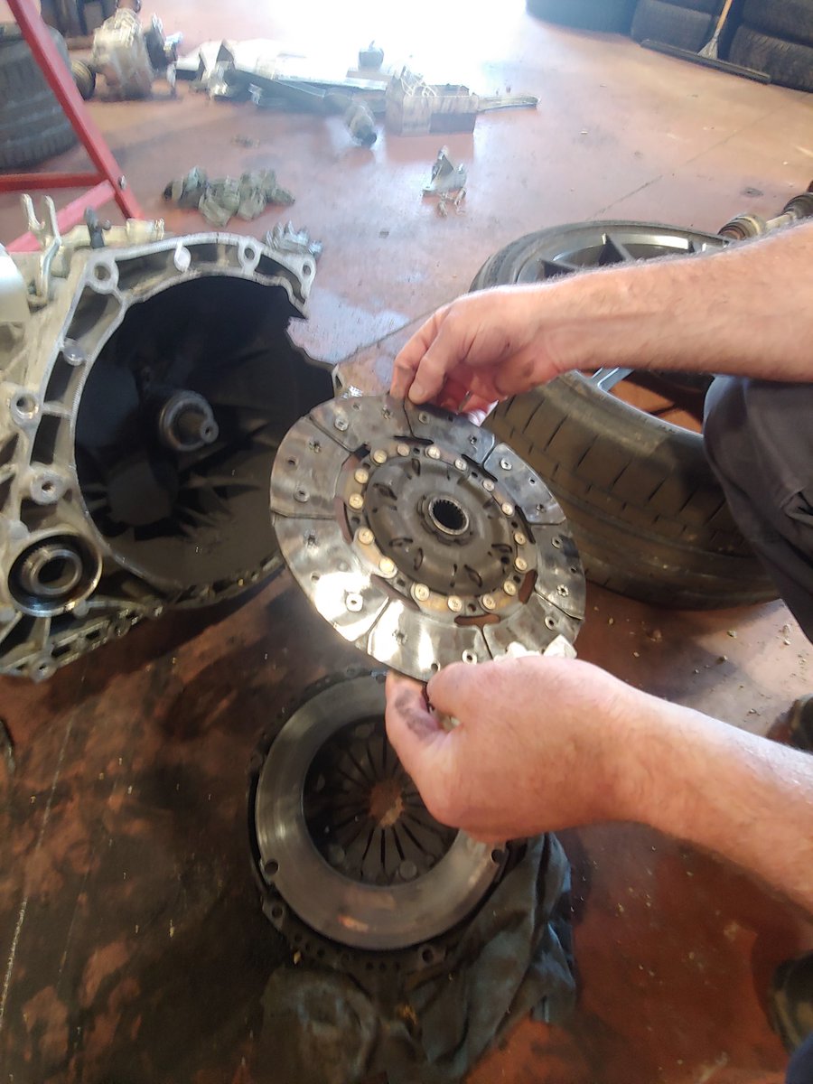 Nickoli Roussakov tweet media