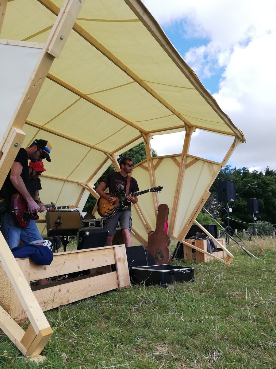 Festival Les Entrelacés tweet media