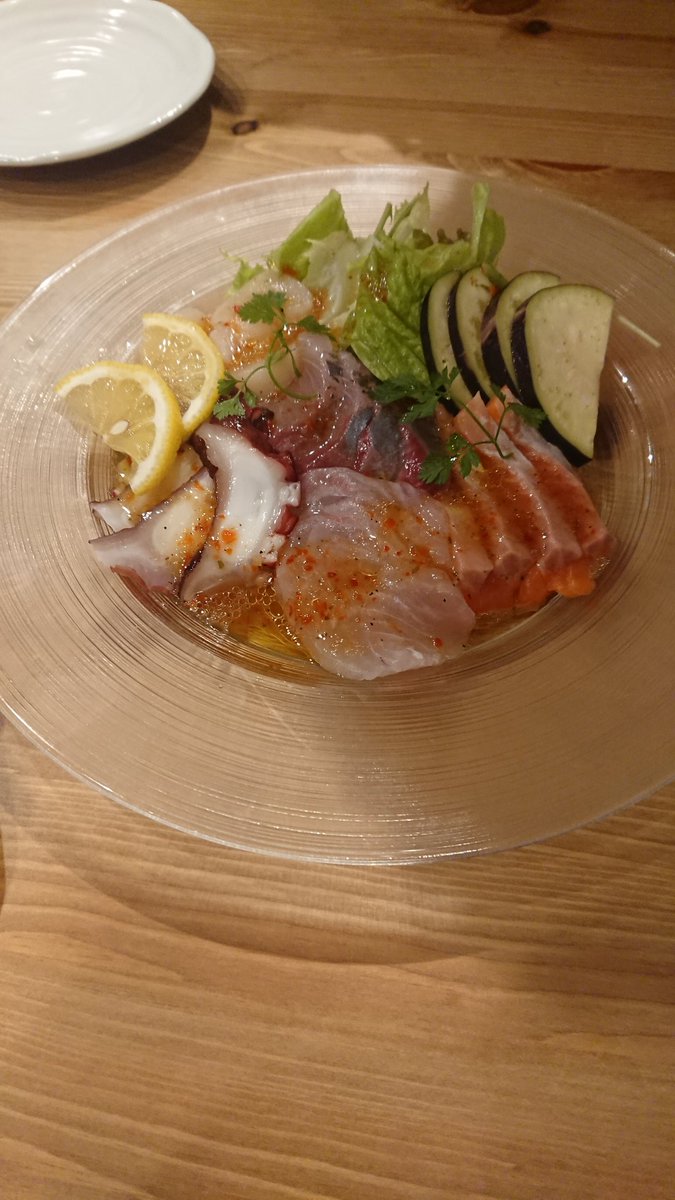 Yu_Ka_912's tweet photo. 仕事帰りに友達とイタリアン🍴
３時間以上しゃべってました。。
疲れたけど、楽しかったし美味しかった❤️ https://t.co/FubsmGDnUU