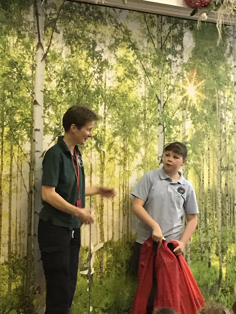 Fairford Festival (@fairfordfest) on Twitter photo One of our Fairford Festival Young Ambassadors, <a href="/Heatherlitter/">A bag a day keeps the litter away💚🌎♻️🚯</a> receiving litter picking packs for her school today. We’re very grateful to be working with <a href="/ernestcooktrust/">The Ernest Cook Trust</a> helping our ambassadors in their aim to make our community a better place. #youngambassador #fairford One of our Fairford Festival Young Ambassadors, <a href="/Heatherlitter/">A bag a day keeps the litter away💚🌎♻️🚯</a> receiving litter picking packs for her school today. We’re very grateful to be working with <a href="/ernestcooktrust/">The Ernest Cook Trust</a> helping our ambassadors in their aim to make our community a better place. #youngambassador #fairford