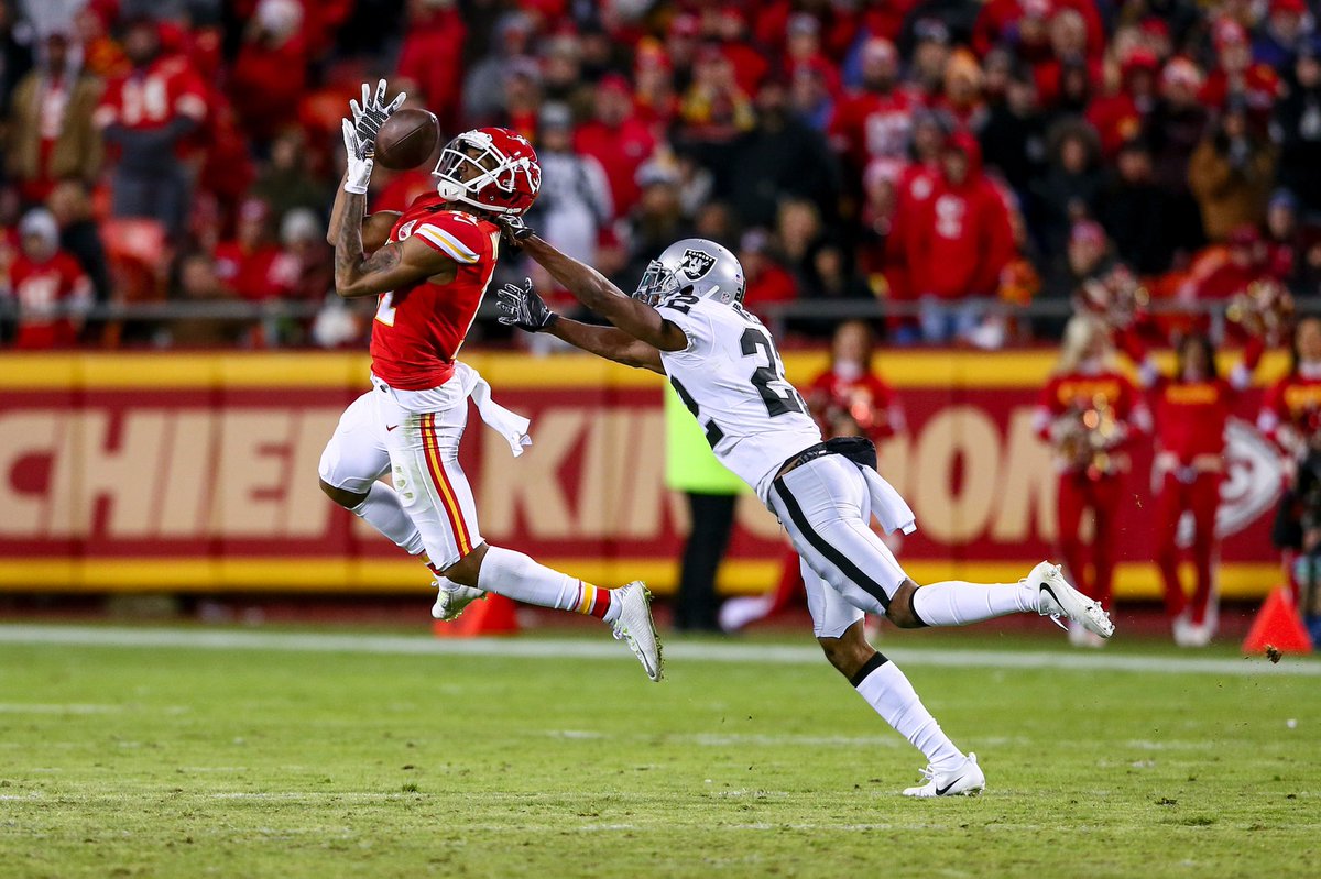 KCChiefs_Matt's tweet photo. For today’s #StatFactFriday, I took a look back at the #Chiefs’ dominance over the AFC West of late...and it’s ridiculous.
Kansas City is 21-3 vs the division since 2015. Twenty-one and three. It’s easily the best mark in the NFL. https://t.co/GPbIZ9dxom
