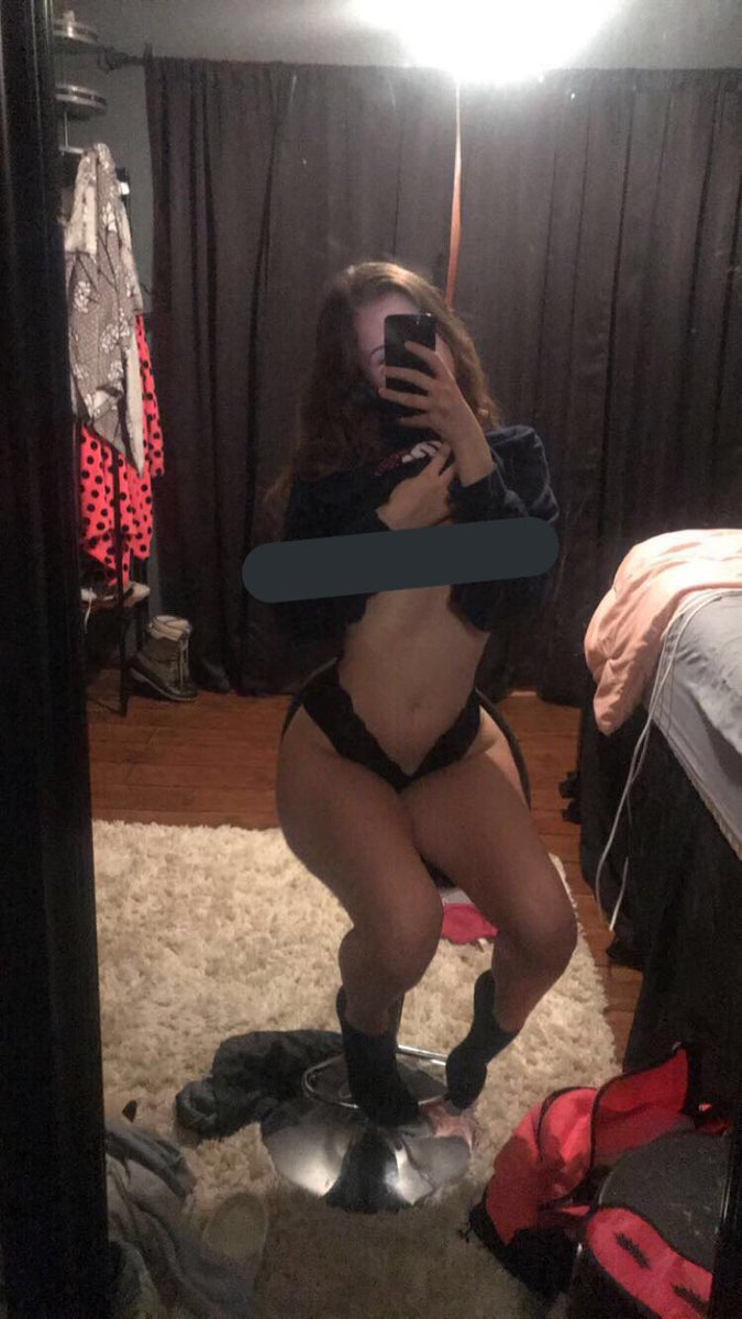 brattyqueenlucy's tweet photo. im doing deals right now, join many others in buying from a viral pornstar 🥂👅 #sellingnudes #buymycontent https://t.co/HmKA127qWH