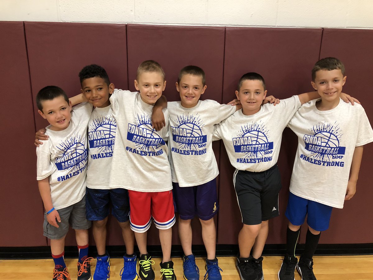 FFBoysHoops's tweet photo. Fonda Basketball Camp...playing basketball while supporting an amazingly tough young man from Johnstown!
#bluefordrew #halestrong #atruehero https://t.co/K5e9HLyEHk
