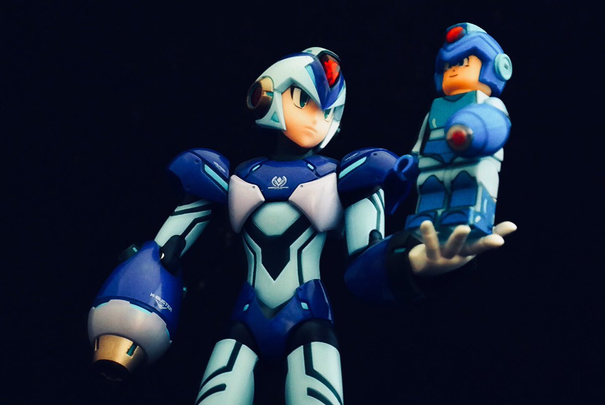 CepilloCactuar's tweet photo. Ahora, el acto de ventriloquia de X con su compañero Trini =XP - #megaman #megamanx #capcom #videojuegos #videogames #bluebomber #truforce #lego #megamanlego #sigma #zero #mavericks https://t.co/yvRnQrwgee