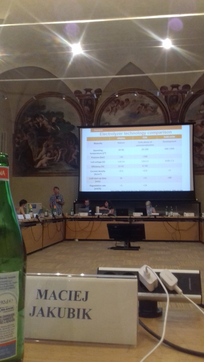 maciek_jakubik's tweet image. Interesting 2 days training on #sectorcoupling in Florence by @FSR_Energy and @newenergyco
Thanks @Ilaria_C80 and @mar_olczak for organising it!