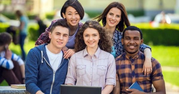 TCCva's tweet photo. Are you responsible, dependable, and willing to work? Then consider becoming a Federal Work-Study Student! With TCC’s Federal Work-Study program, you can earn money, enhance your employment skills and gain valuable work experience. Apply today! https://t.co/PCJOhXhbe8 https://t.co/mps7BALF1v