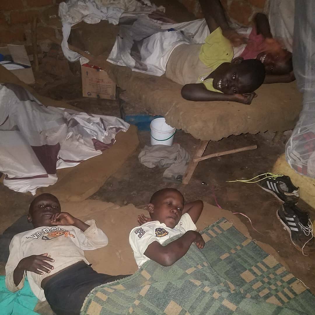 Fallok1's tweet image. Friend help us with better place to live the house we lived is old