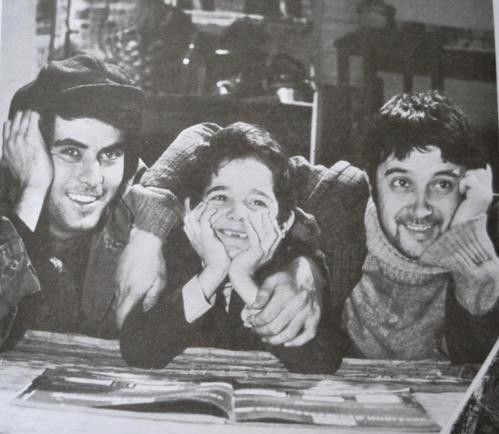 Bir gün çok pişman olabilirsiniz.
Zamanın, dostların, elinizdekilerin kıymetini bilin