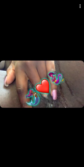 What goes on when I&rsquo;m alone is pure magic🔥🔥🧜🏾&zwj;♀️🧞&zwj;♀️ instagram amandapink5 Snapchat amandapink966 And<a href="/tag/newprofilepic"class="tags"><span>#newprofilepic</span></a>