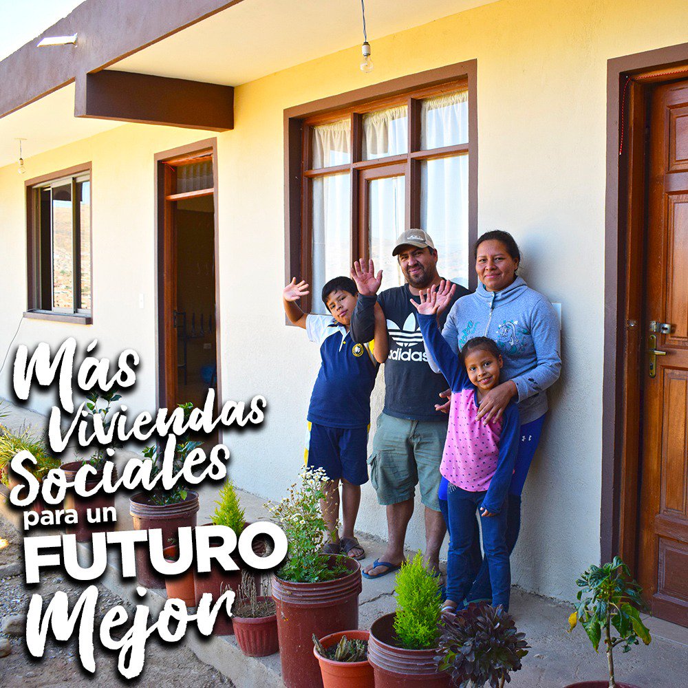 AeviBolivia's tweet photo. 👨‍👩‍👧Llegó el dulce, dulce aroma del fin de semana…pásala en familia https://t.co/QsTeF8fxrt