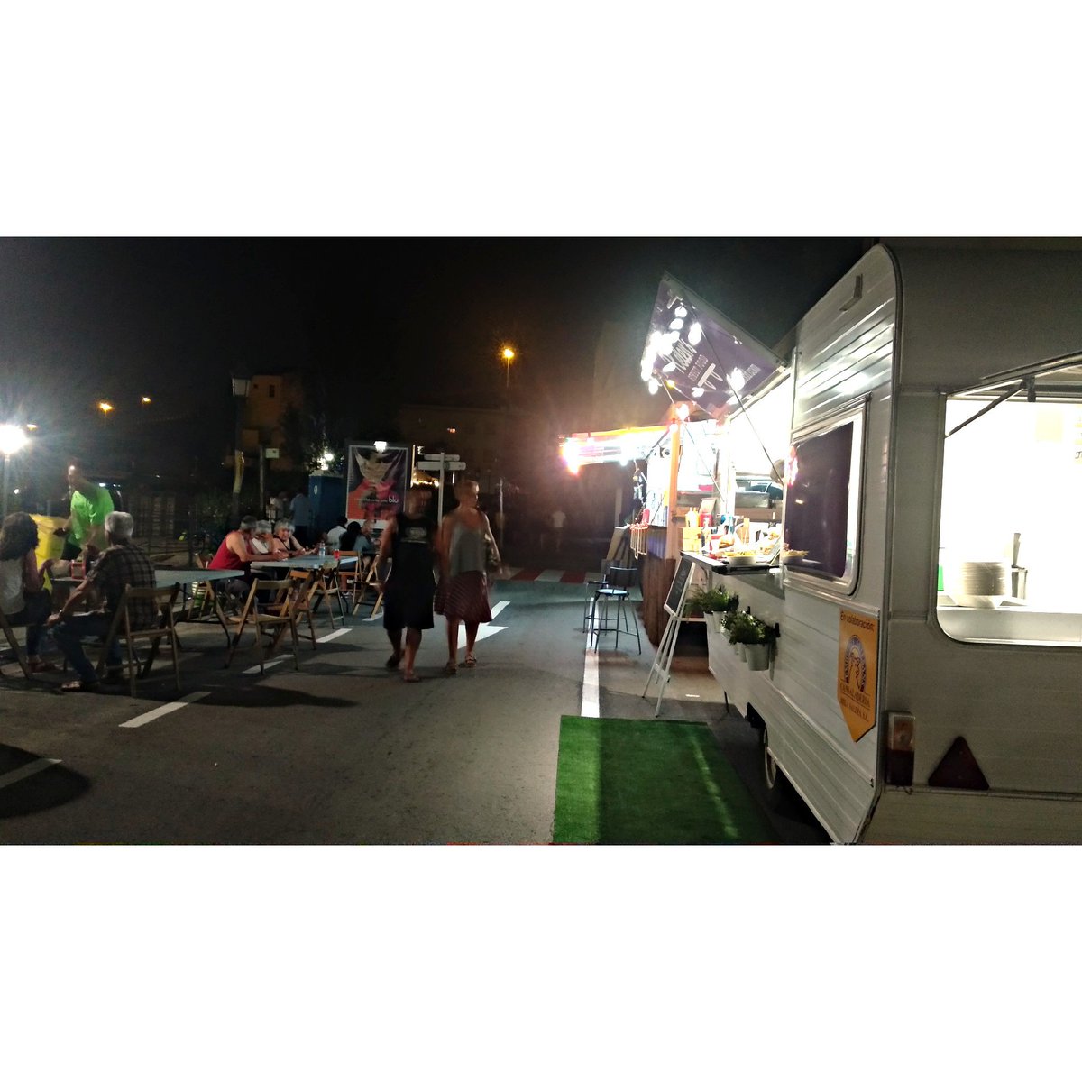 Helen's Street Food tweet media