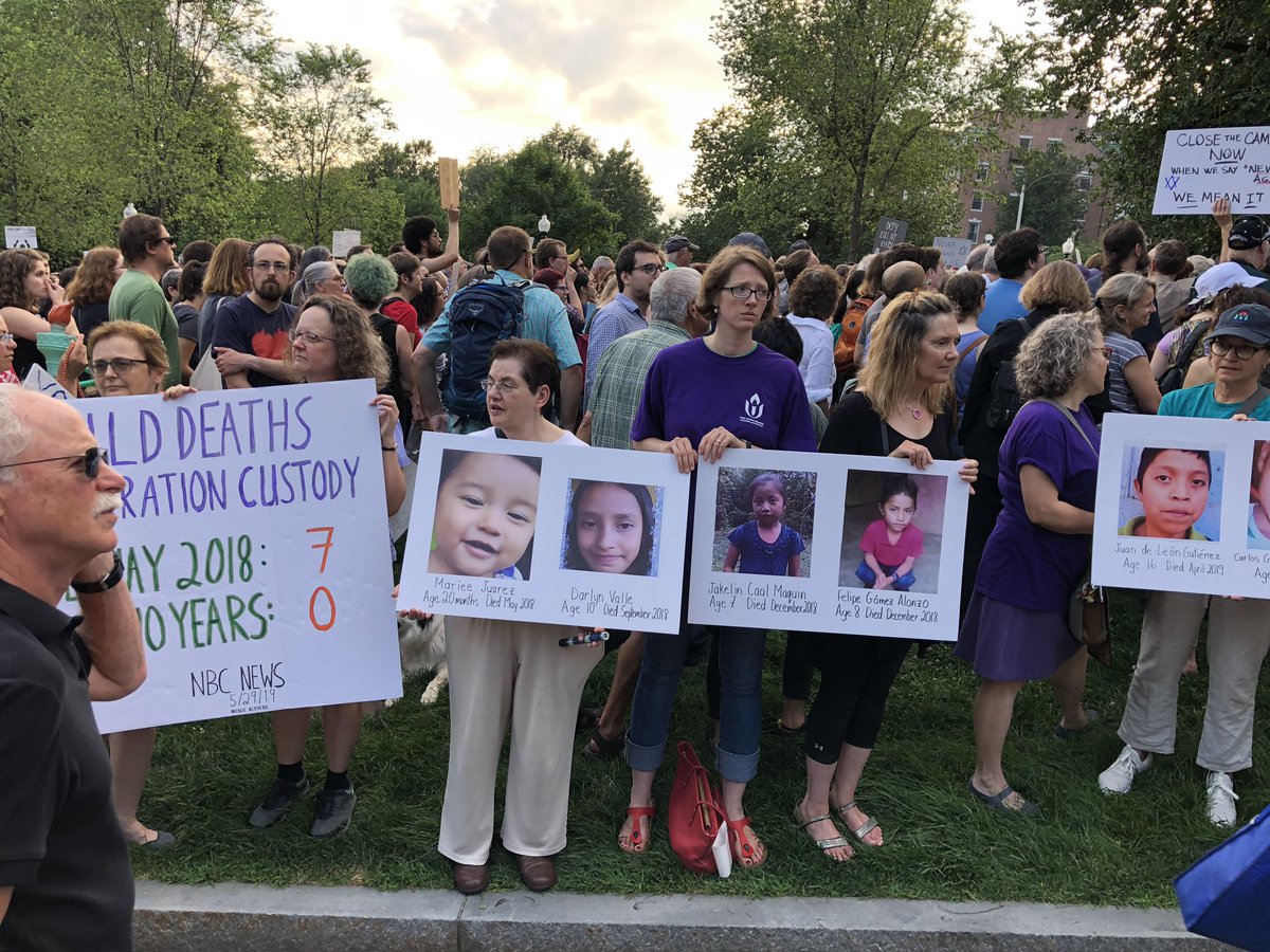 Standing together to end the human rights abuses of Trump’s government. #LightsforLiberty