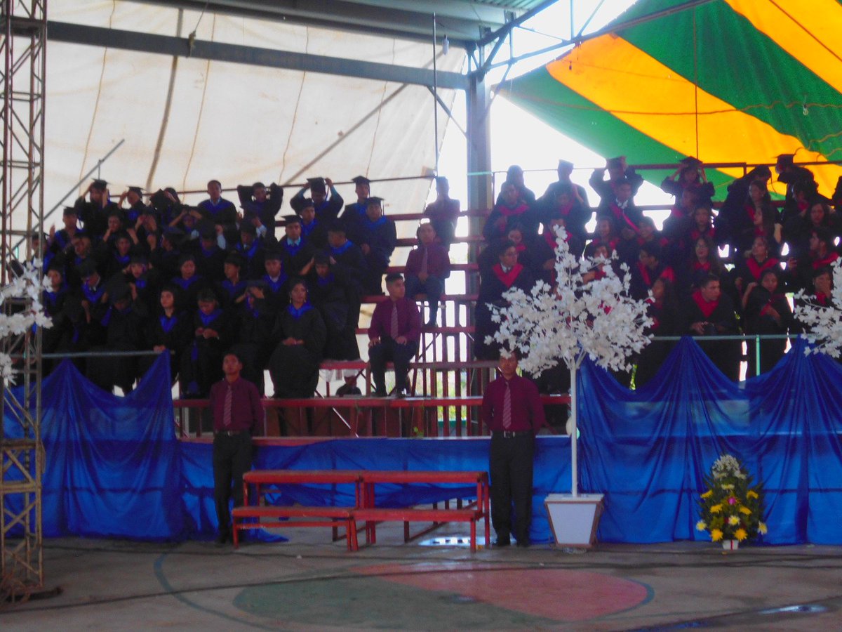 Cobaep_P6's tweet photo. Ceremonia de Clausura en el @cobaep plantel 6. ¡Muchas felicidades y éxitos, queridos Graduados! https://t.co/yPmE6tZz5l