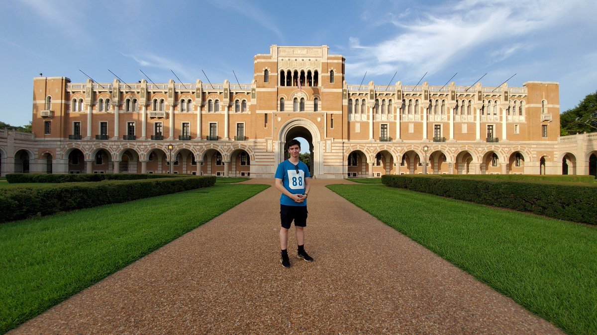 WeAreProject88's tweet photo. Ruben attended RESP at Rice, and we are so excited for all our Houston students to lead us into the future! https://t.co/2ppL5Fx52A