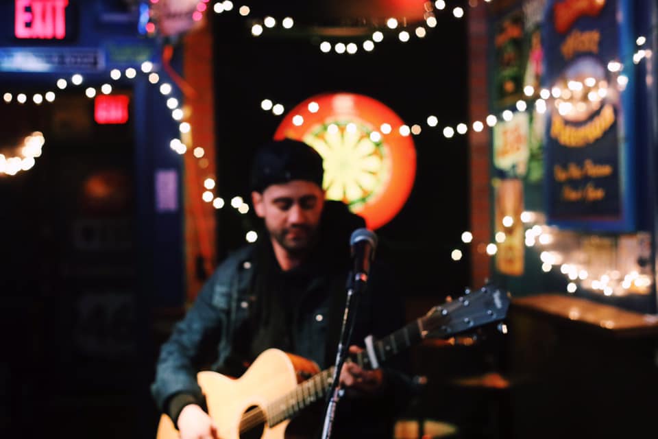 🎸🎤 Friday Night Live In Hoboken With A Day In The Life @ 9pm!!
.
Weehawken: Argentino and the Sensational Soul Train Band (7pm-10pm)
.
houseofque.com