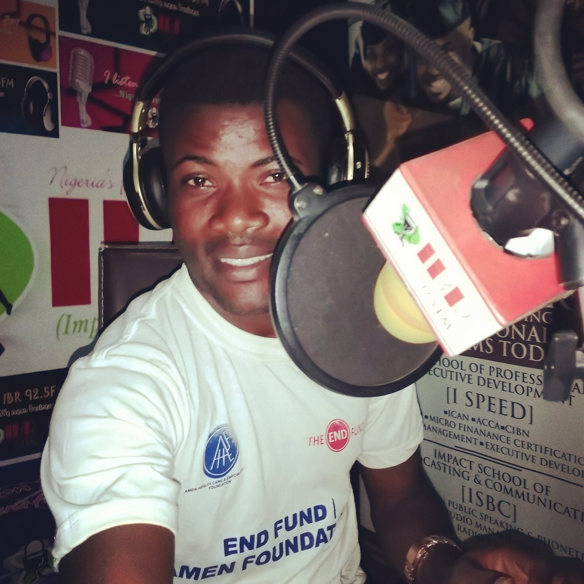 Today is another Friday night, meet MC Happy Afèfè Ede on Impact Business Radio 92.5fm Amutajero this night by 10pm to 11pm.