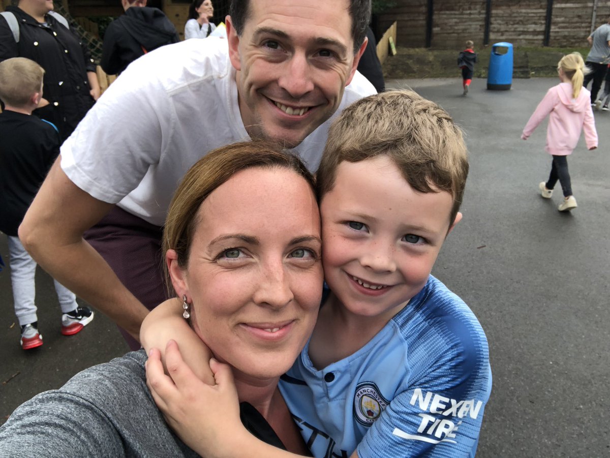 MrsBongo84's tweet photo. Brilliant start to the morning with @RScottSport  @RScottEYFS @RScottPrimary run with my little man! Slightly red faced at the end https://t.co/OUEXIJ6kff