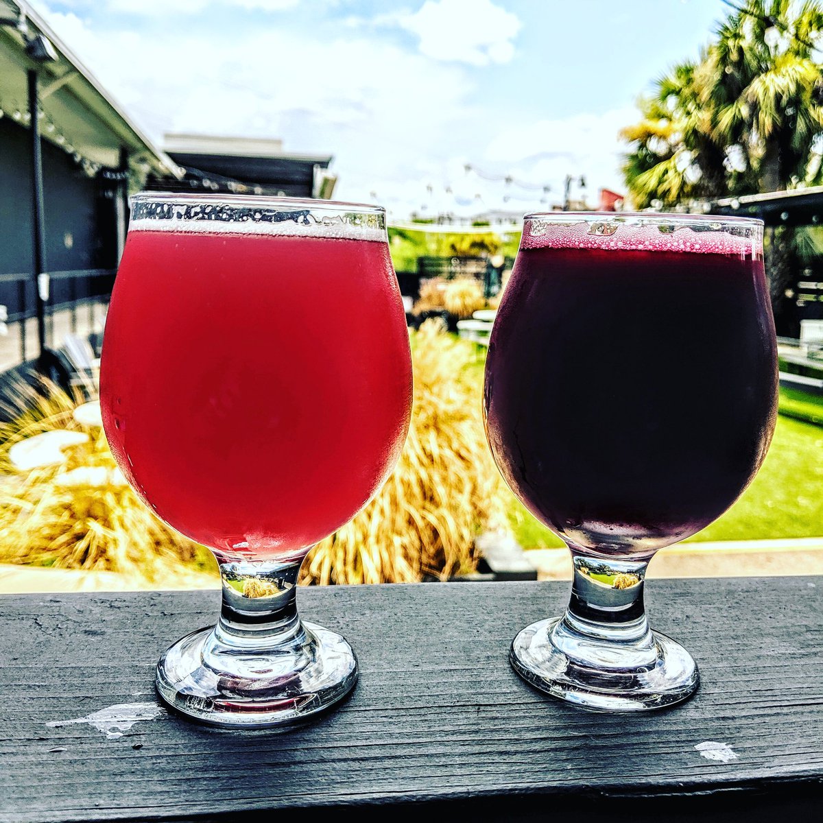 Reminder: Today is the last day in our The Final Countdown (Part 1). Tonight we'll be joined by musician Lauren Mullinax . 

Remember, here's our send-off specials for today (will change tomorrow):
1. All draft beer: $5 each
2. Flights $8 each
3. 20% off growler fills (BYO)