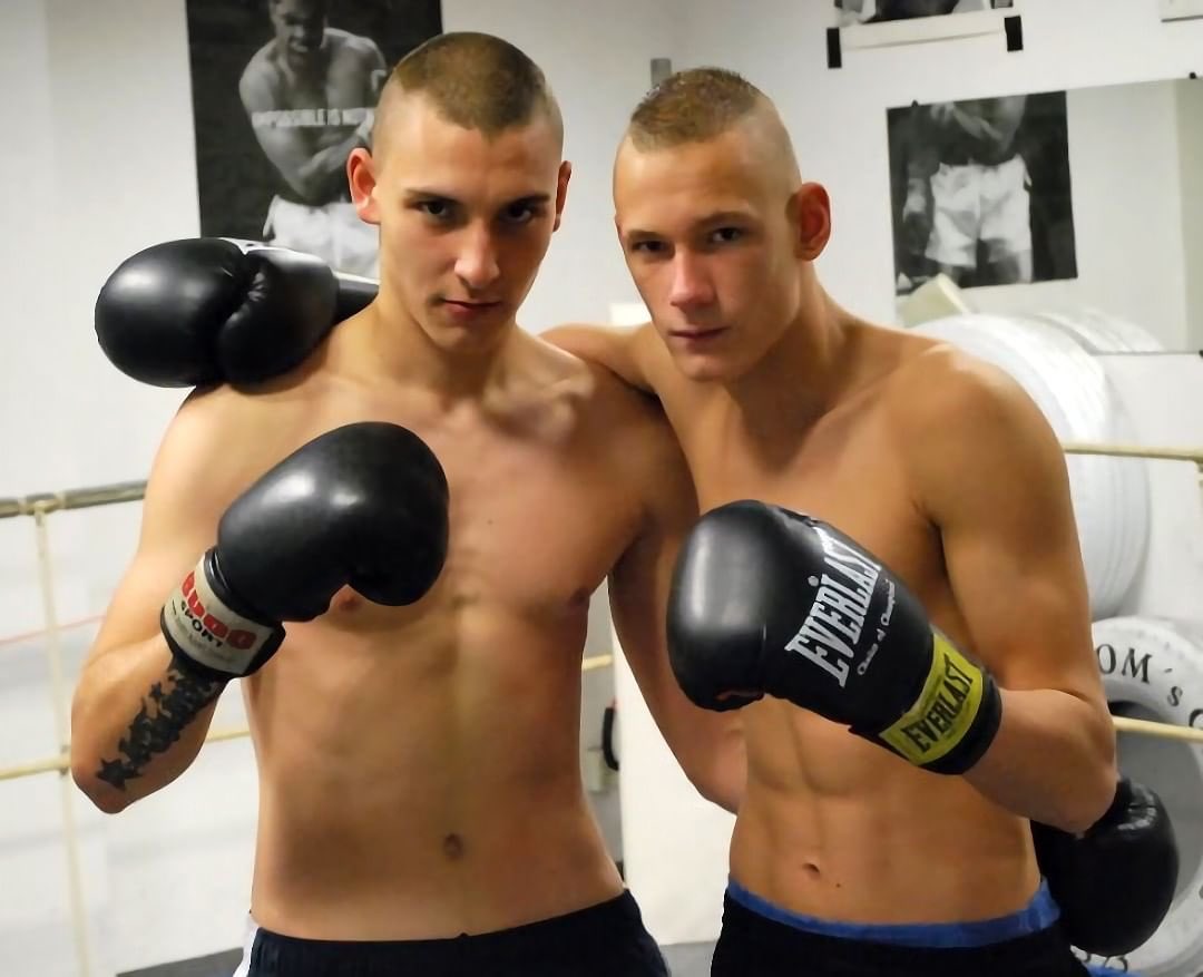 TONIGHT!
It’s #FWL2019 &amp; <a href="/FitladzUK/">Fitladz - Official</a> give you host The Sportswear Fetish Party!

Whether it‘s a #footie / #rugbykit, #cyclingshorts / #singlet- get ya #kinkykit on- we don’t care if it’s not washed either! 

#scallylads #trackielads 
#gaylondon #gloryhole 

facebook.com/events/3878031…