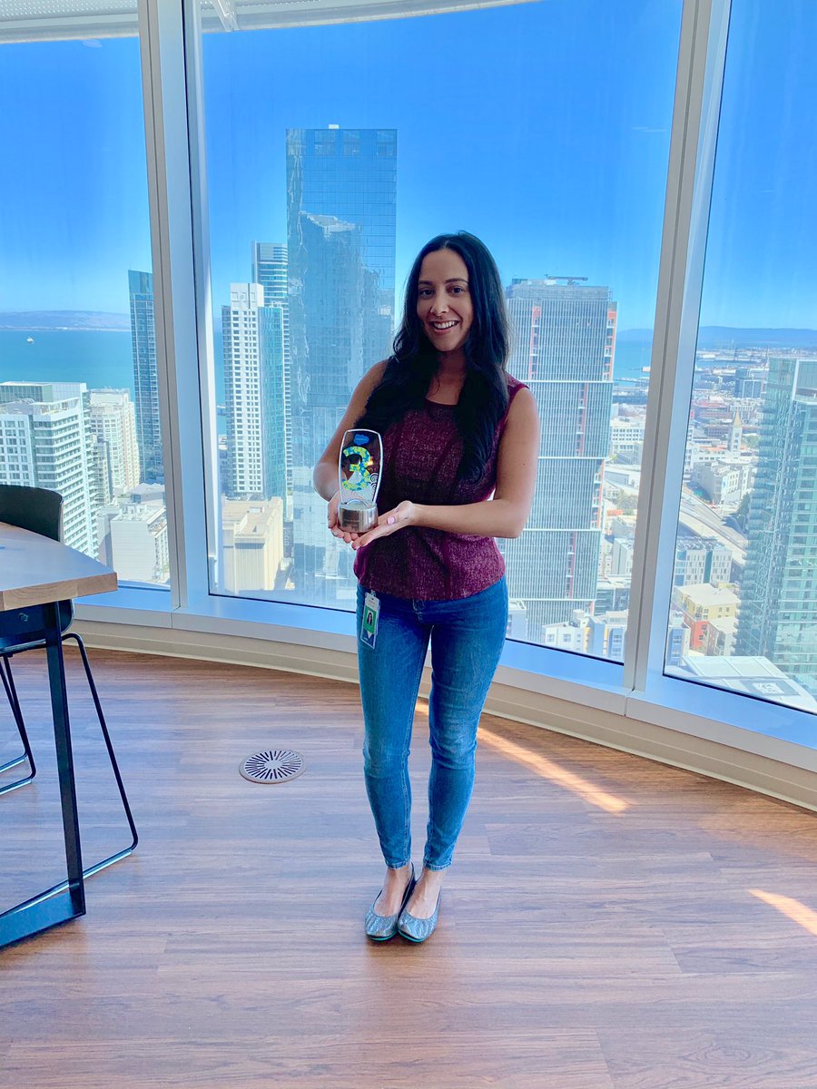 AmbitiouslyAMC's tweet image. 3-year work anniversary yesterday! Got my boogie board 🏄🏻‍♀️ #salesforce #MapAnything #salesforcemaps