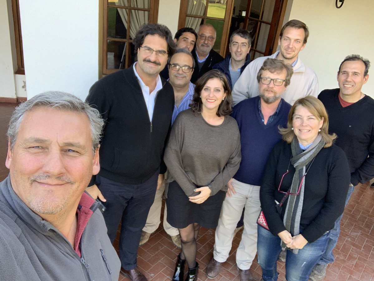 alexiswhitedays's tweet photo. Jornada de Capacitación en Aplicaciones, #CIAFBA #SRLobos #MinAgri #BA https://t.co/PE16GqrgQa