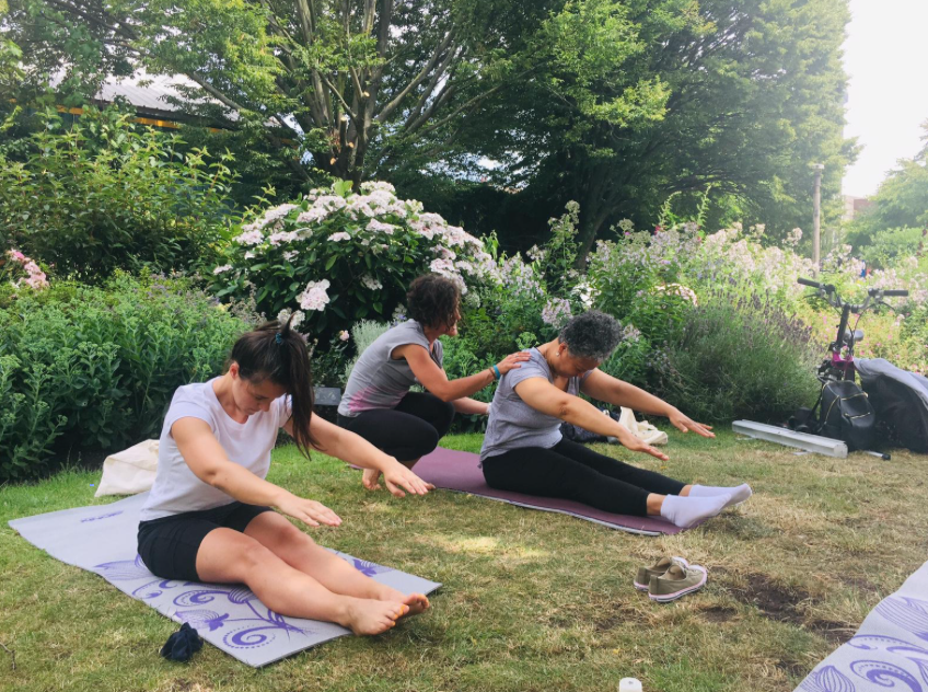 Pilates in the sunshine! 🌳☀️ What a great session at Red Cross Gardens @BanksideOpenSpacesTrust earlier this week. Take a breather from your desk and join us next week - Wednesday at 1pm for 45minutes of Pilates in the Park.

Booking essential ➡️  eventbrite.co.uk/e/complete-pil…
